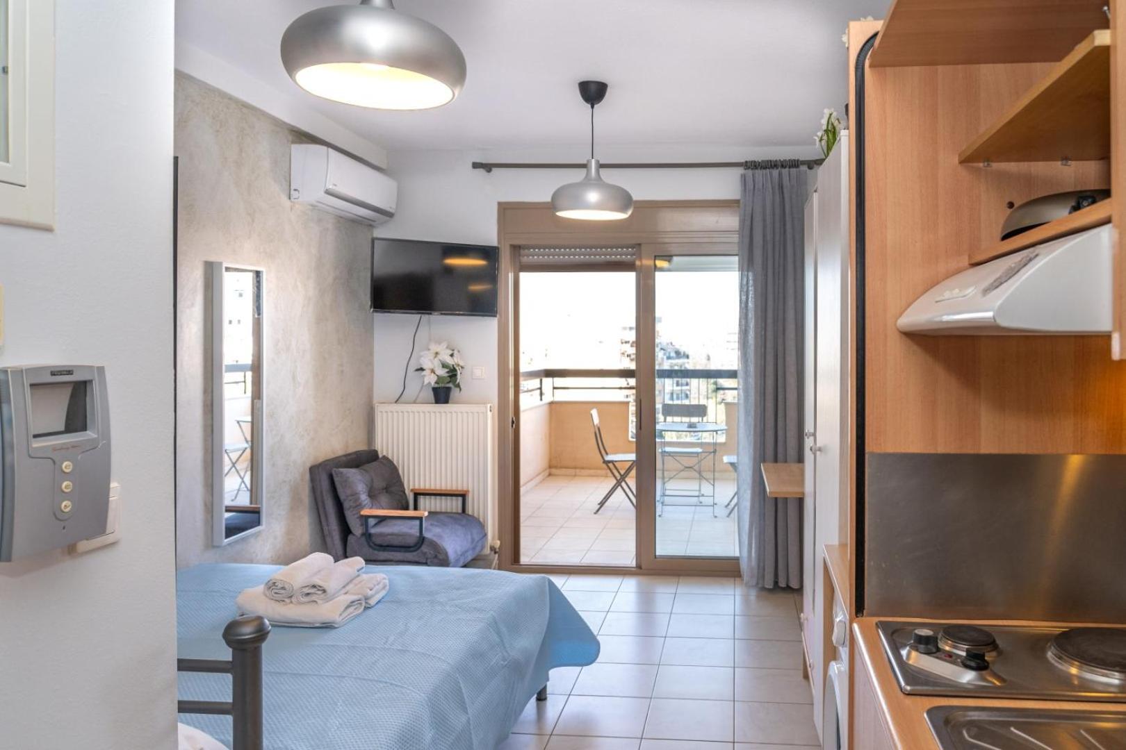 Kosmos Service Apartment Beautiful Studio 3 With Additional Cost Parking Салоники Экстерьер фото